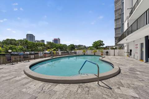 400 Diplomat Parkway #612, Hallandale Beach FL - photo 24 of 27