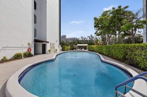 400 Diplomat Parkway #612, Hallandale Beach FL - photo 19 of 27