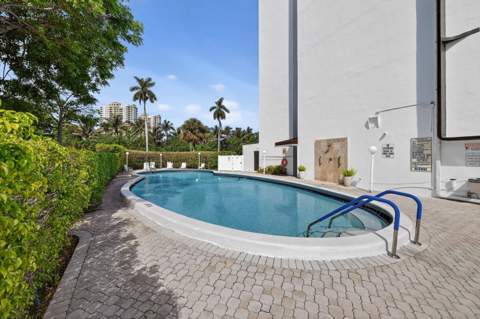 400 Diplomat Parkway #612, Hallandale Beach FL - photo 20 of 27