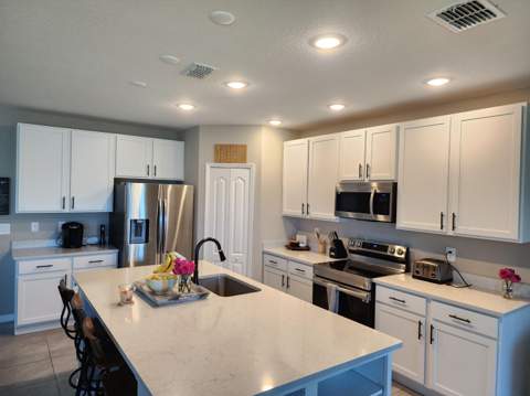 10638 SW Vasari Way, Port St. Lucie FL - photo 10 of 41