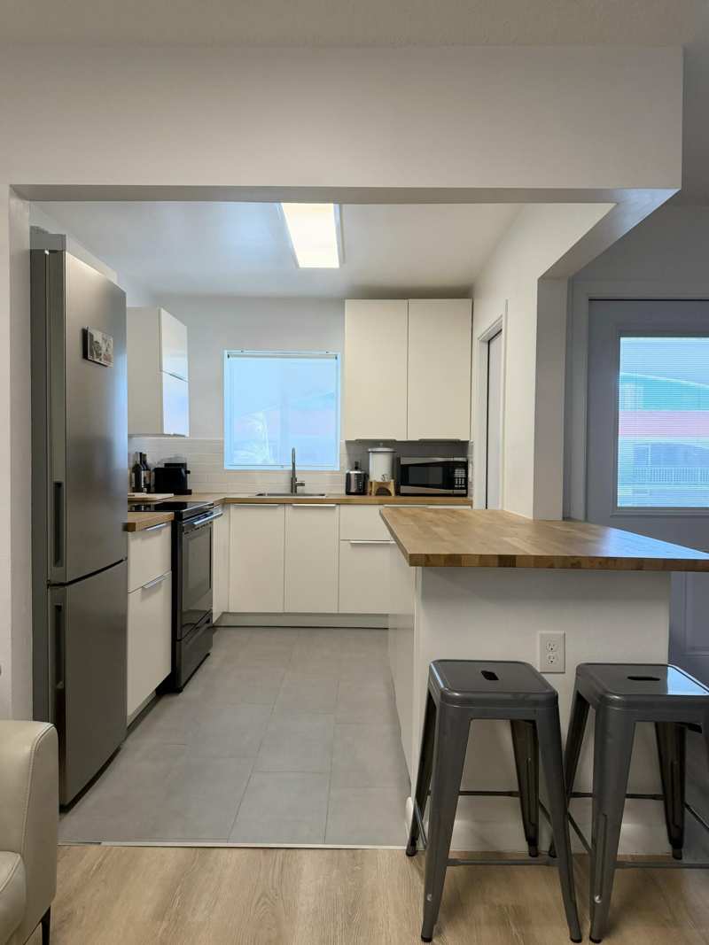 2 bedroom Stock Cooperative at 580 Egret Drive #305, Casa Paradiso Co-Op, Hallandale Beach — photo 1