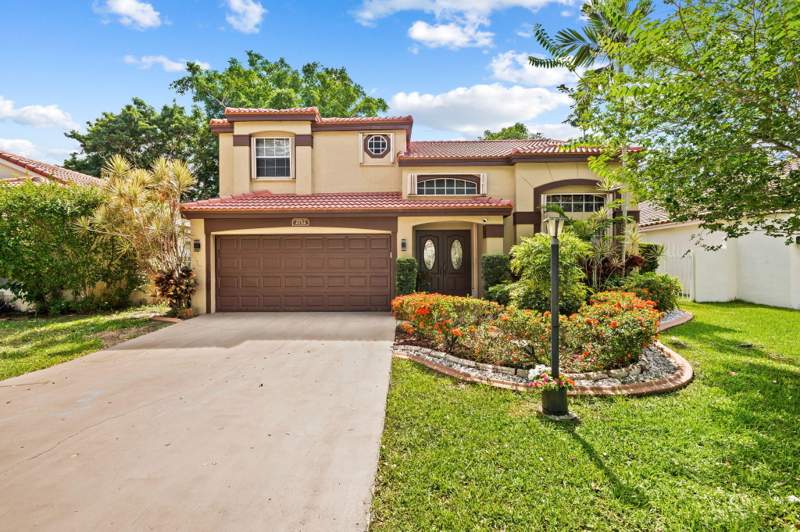 3 bedroom Single Family Residence at 2712 Cayenne Avenue, Embassy Lakes, Cooper City — photo 3