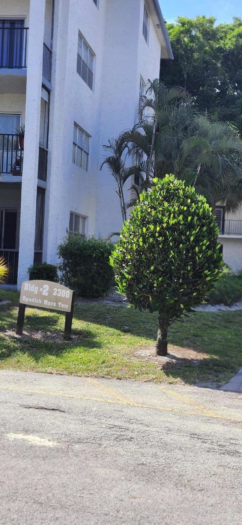 2 bedroom Condominium at 3300 Spanish Moss Terrace #402, Garden Lakes Of Inverrary, Lauderhill — photo 1