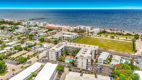4117 Bougainvilla Drive #207, Lauderdale-By-The-Sea FL - photo 6 of 47