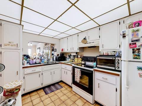 4117 Bougainvilla Drive #207, Lauderdale-By-The-Sea FL - photo 22 of 47