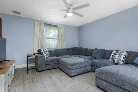 106 Linda Lane #1, Palm Beach Shores FL - photo 10 of 20