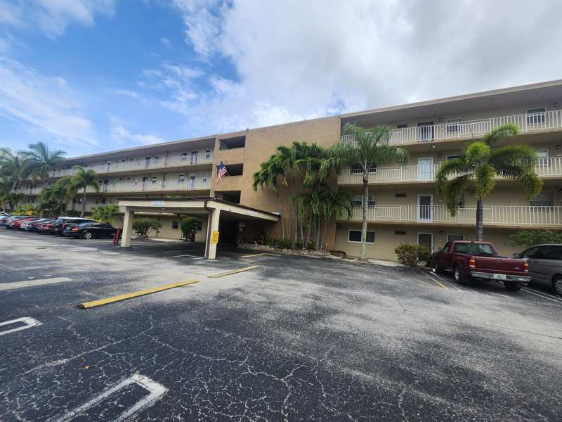 2 bedroom Condominium at 330 NE 26th Avenue #202, Village Royale Forest Green Condo, Boynton Beach — photo 1