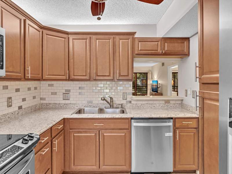 2 bedroom Condominium at 10143 Mangrove Drive #203, Banyan Springs, Boynton Beach — photo 3