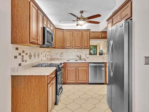 10143 Mangrove Drive #203, Boynton Beach FL - photo 6 of 73