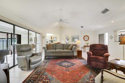 1127 E Seminole Avenue #15b, Jupiter FL - photo 7 of 37