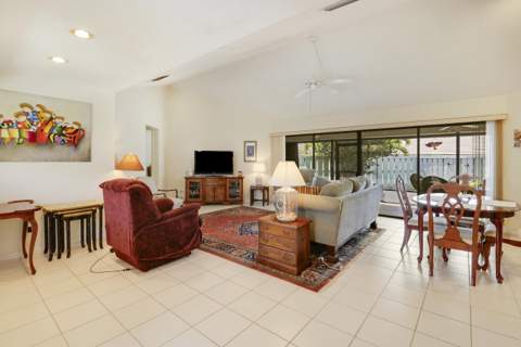 1127 E Seminole Avenue #15b, Jupiter FL - photo 6 of 37