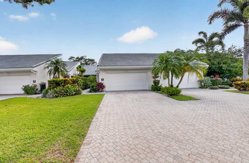 2 bedroom Single Family Residence at 19950 Sawgrass Lane #5203, Village Of Peppertree Condo 1, Boca Raton — photo 1