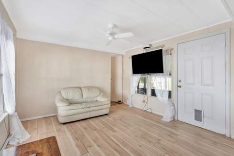 10885 SE Federal Hwy 67 Highway, Hobe Sound FL - photo 13 of 41