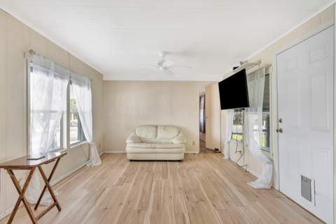 10885 SE Federal Hwy 67 Highway, Hobe Sound FL - photo 14 of 41