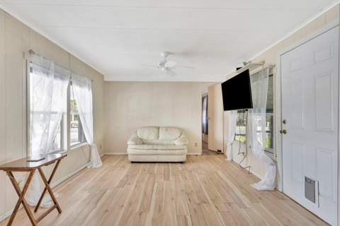 10885 SE Federal Hwy 67 Highway, Hobe Sound FL - photo 15 of 41