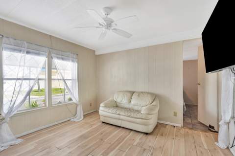 10885 SE Federal Hwy 67 Highway, Hobe Sound FL - photo 16 of 41