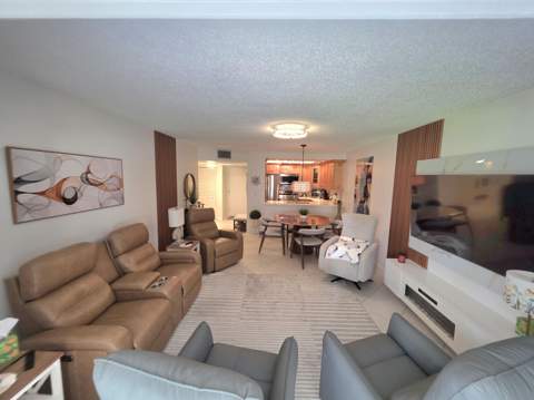 5680 SW 3rd Place #206, Margate FL - photo 6 of 22