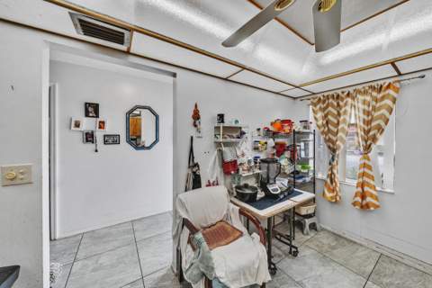 5775 W Fernley Dr Drive #76, West Palm Beach FL - photo 10 of 40