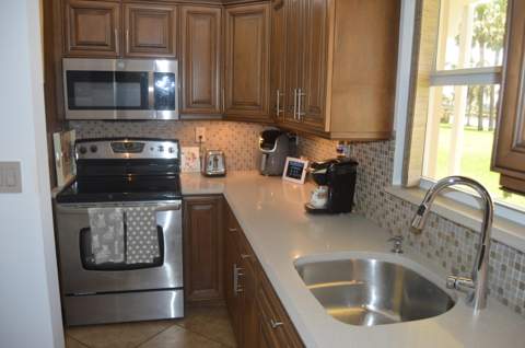 745 SE 19th Avenue #114, Deerfield Beach FL - photo 17 of 41