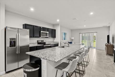 843 Persimmon Place, Fort Pierce FL - photo 9 of 35