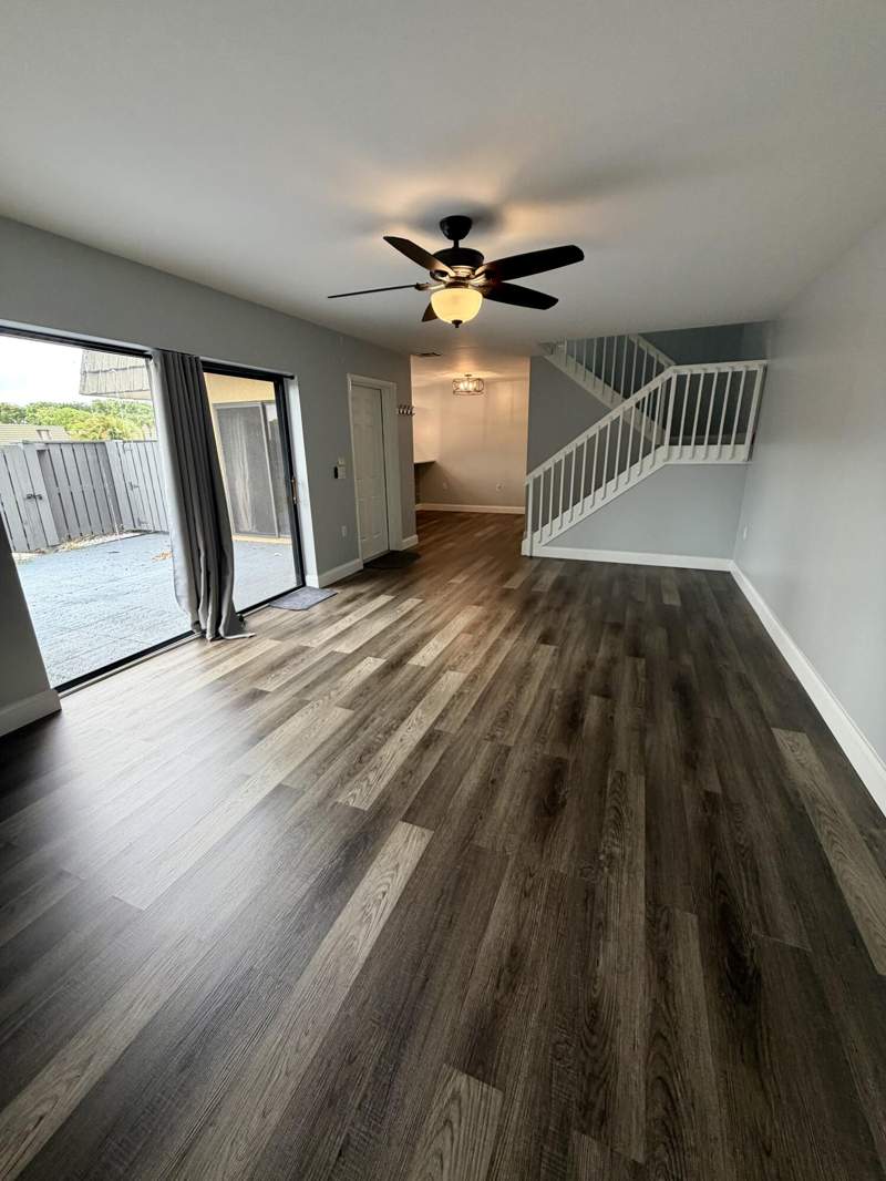 2 bedroom Townhouse at 1611 16th Way, Village Of Sandalwood Lakes 1, West Palm Beach — photo 5