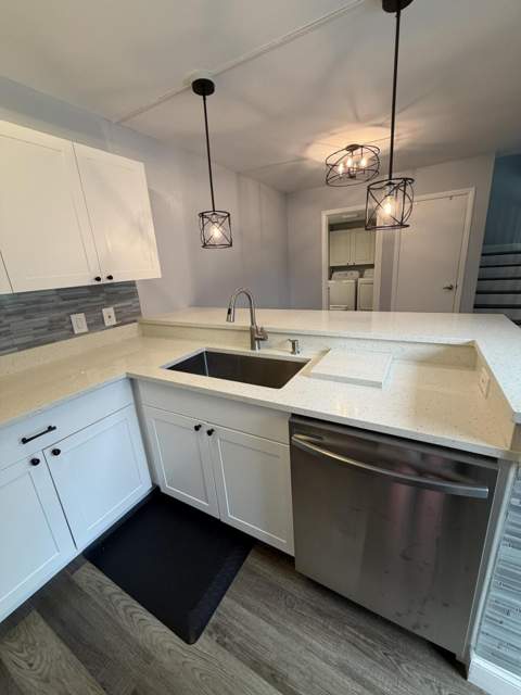 1611 16th Way, West Palm Beach FL - photo 11 of 43