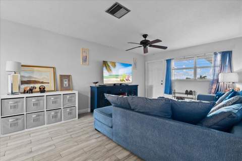 941 Crystal Lake Drive #402, Deerfield Beach FL - photo 6 of 23