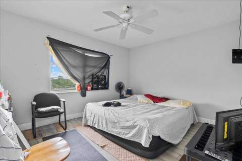 941 Crystal Lake Drive #402, Deerfield Beach FL - photo 17 of 23