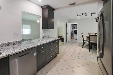 3721 NW 108th Drive, Coral Springs FL - photo 7 of 40