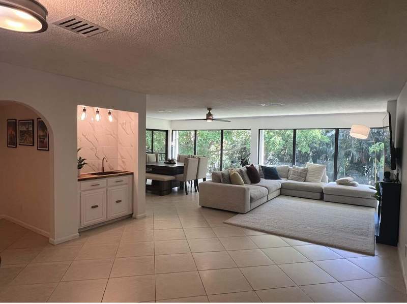 3 bedroom Condominium at 1639 Embassy Drive #202, Lands Of The President Condo 6, West Palm Beach — photo 2