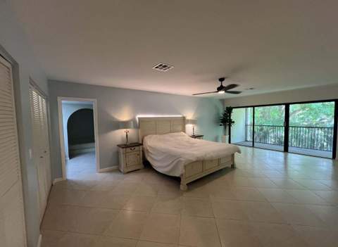 1639 Embassy Drive #202, West Palm Beach FL - photo 9 of 16