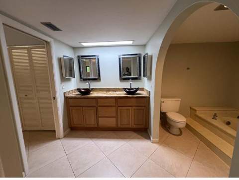 1639 Embassy Drive #202, West Palm Beach FL - photo 10 of 16