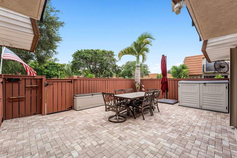 2 bedroom Townhouse at 2818 Waterford Drive, Waterford Courtyards , Deerfield Beach — photo 5