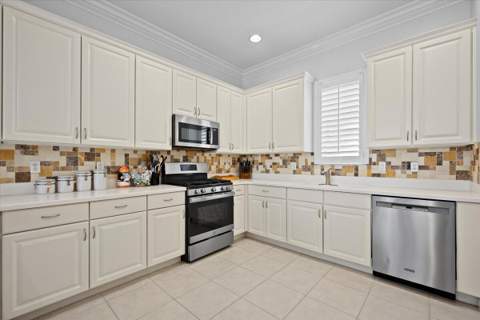 50 Stoney Drive, Palm Beach Gardens FL - photo 10 of 67