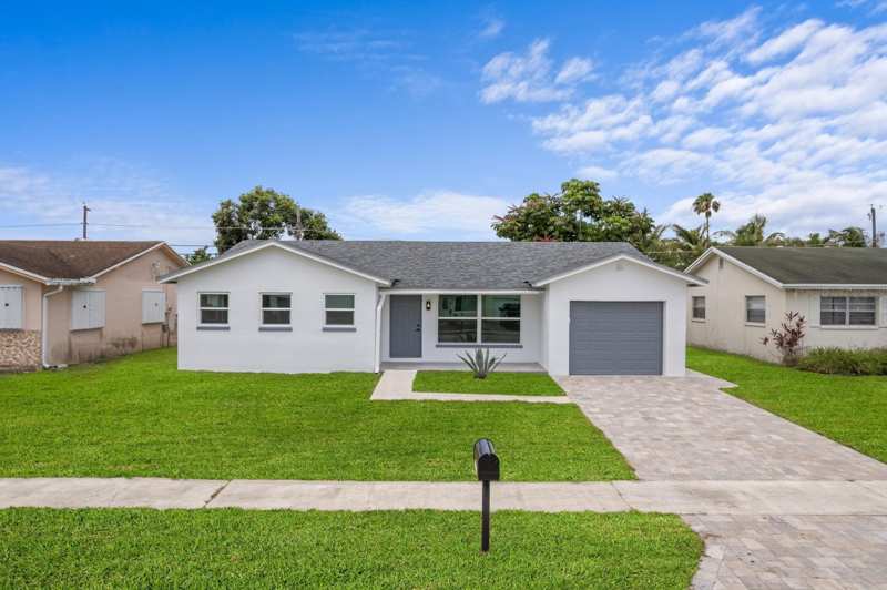 3 bedroom Single Family Residence at 22171 SW 62nd Avenue, Sandalfoot Cove Sec 5, Boca Raton — photo 1