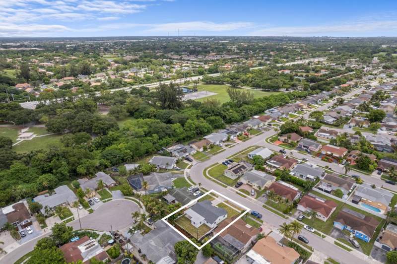 3 bedroom Single Family Residence at 22171 SW 62nd Avenue, Sandalfoot Cove Sec 5, Boca Raton — photo 3