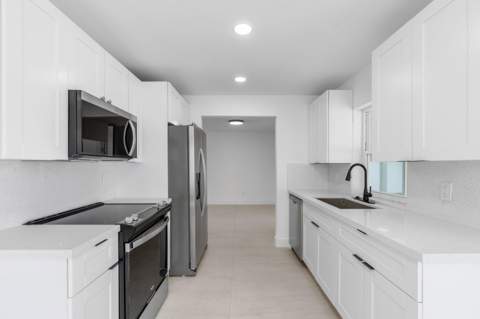 22171 SW 62nd Avenue, Boca Raton FL - photo 8 of 41