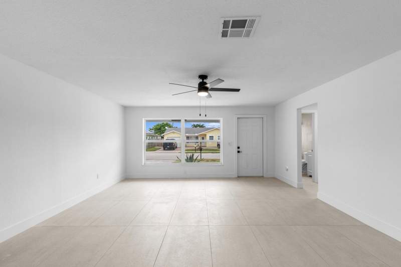 3 bedroom Single Family Residence at 22171 SW 62nd Avenue, Sandalfoot Cove Sec 5, Boca Raton — photo 4