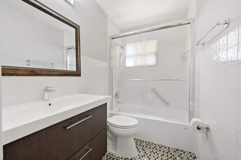905 NE 28th Street #206, Wilton Manors FL - photo 6 of 66