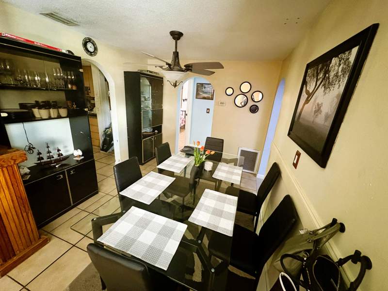 2 bedroom Single Family Residence at 6421 NW 29th Street, Sunrise Golf Village Second Add, Sunrise — photo 5