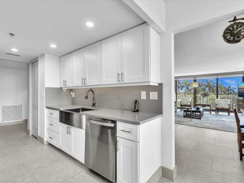 3360 S Ocean Boulevard #2a, Palm Beach FL - photo 7 of 46