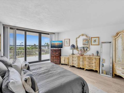 3360 S Ocean Boulevard #2a, Palm Beach FL - photo 13 of 46