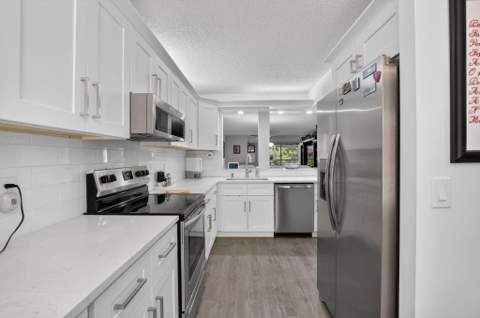 10187 Mangrove Drive #201, Boynton Beach FL - photo 10 of 67