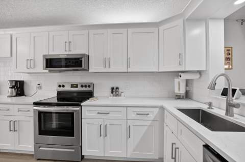 10187 Mangrove Drive #201, Boynton Beach FL - photo 15 of 67