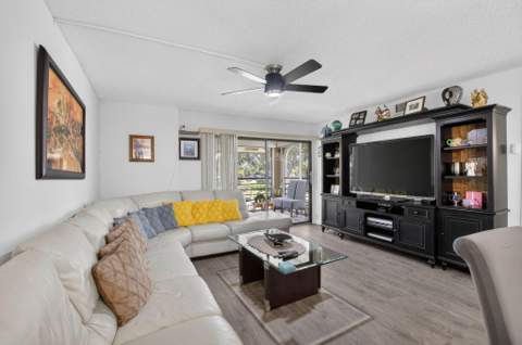 10187 Mangrove Drive #201, Boynton Beach FL - photo 21 of 67