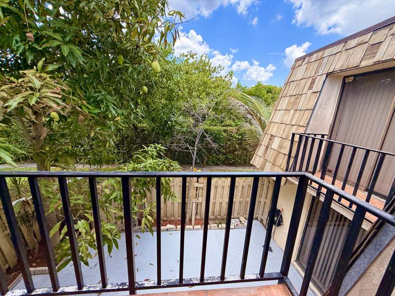 2 bedroom Townhouse at 1684 Forest Lakes Circle #A, Forest Lakes, West Palm Beach — photo 5