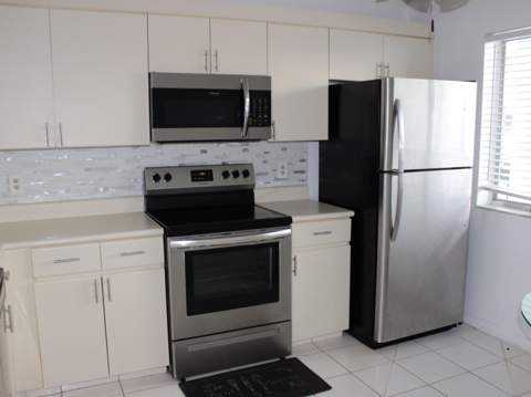 6698 N 10th Ave Avenue #218, Lake Worth FL - photo 7 of 24