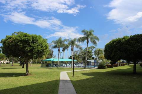 6698 N 10th Ave Avenue #218, Lake Worth FL - photo 21 of 24