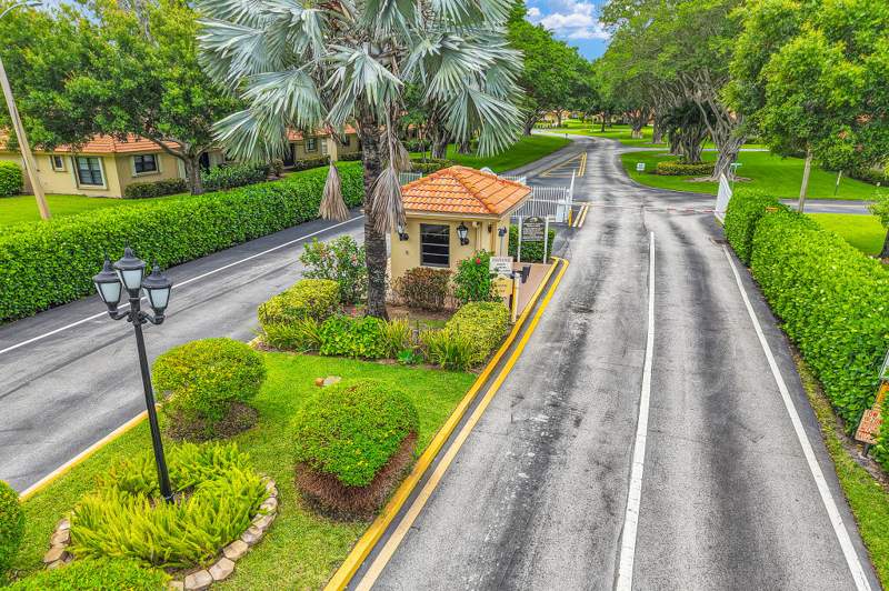 2 bedroom Villa at 4450 Nutmeg Tree Lane #A, Bent Tree Villas West Condo, Boynton Beach — photo 4