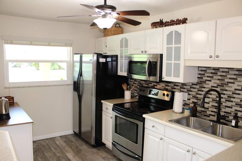 2 bedroom Condominium at 1181 Carlton Court #106, Colonnades Condominium No 8, Fort Pierce — photo 2